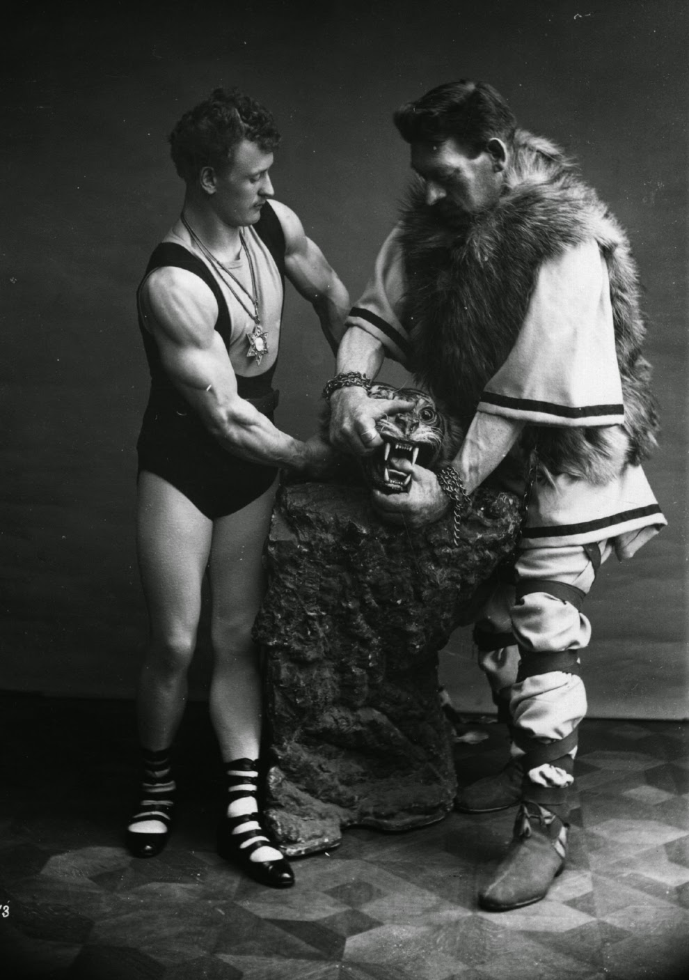 girls gym shower gif vintage wrestling photo galleries